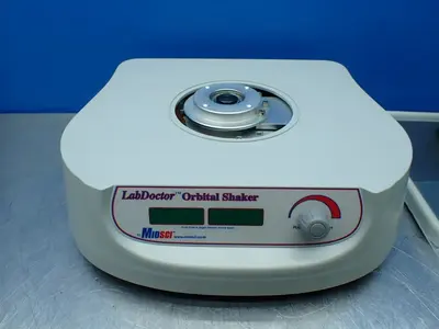 New | in-Stock BENCHMARK SCIENTIFIC BT302 Shakers Ohio US | HGR 24 #755288