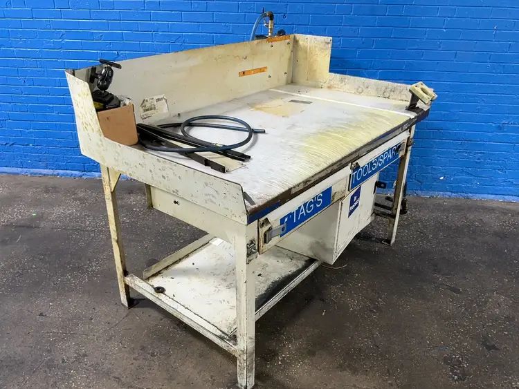 Used STRONG HOLD _UNKNOWN_ Work Benches Ohio US | HGR 24 #1358090