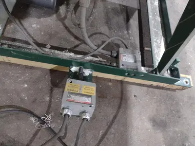 3000 LB X 72" X 48" SOUTHWORTH MODEL #LS4-36 HYDRAULIC SCISSOR LIFT TABLE WITH ROTATING,110V SINGLE PHASE: STOCK #20938