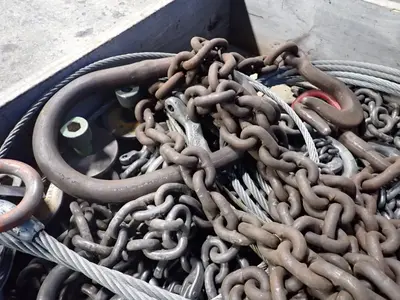 Crosby, Surlock Misc. Chains
