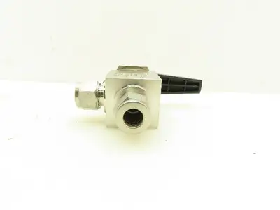 Swagelok SS-45S12MM-A  12mm Tube Fitting Ball Valve 1500PSI 316 Stainless Elbow