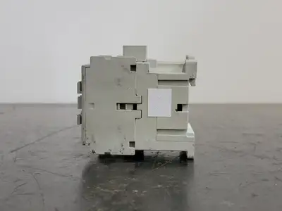 USED ALLEN-BRADLEY 700-CF310