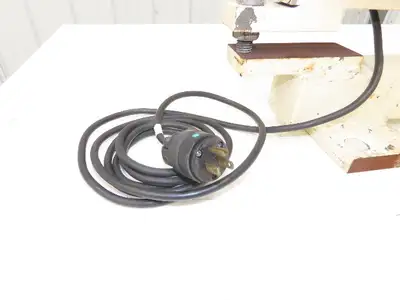 Used HOOSIER _UNKNOWN_ Vibratory Feeders Indiana US | Arrow Industrial #1436893