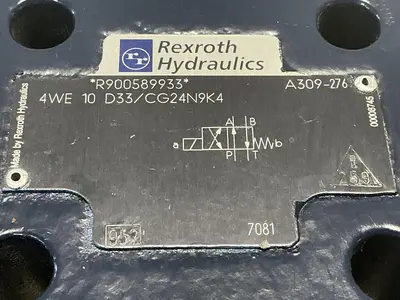USED REXROTH 4WE 10 D33/CG24N9K4