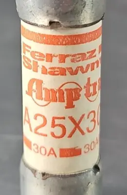 Ferraz Shawmut A25X30-1 fuse Amp-Trap 30A 300VAC loc4E10