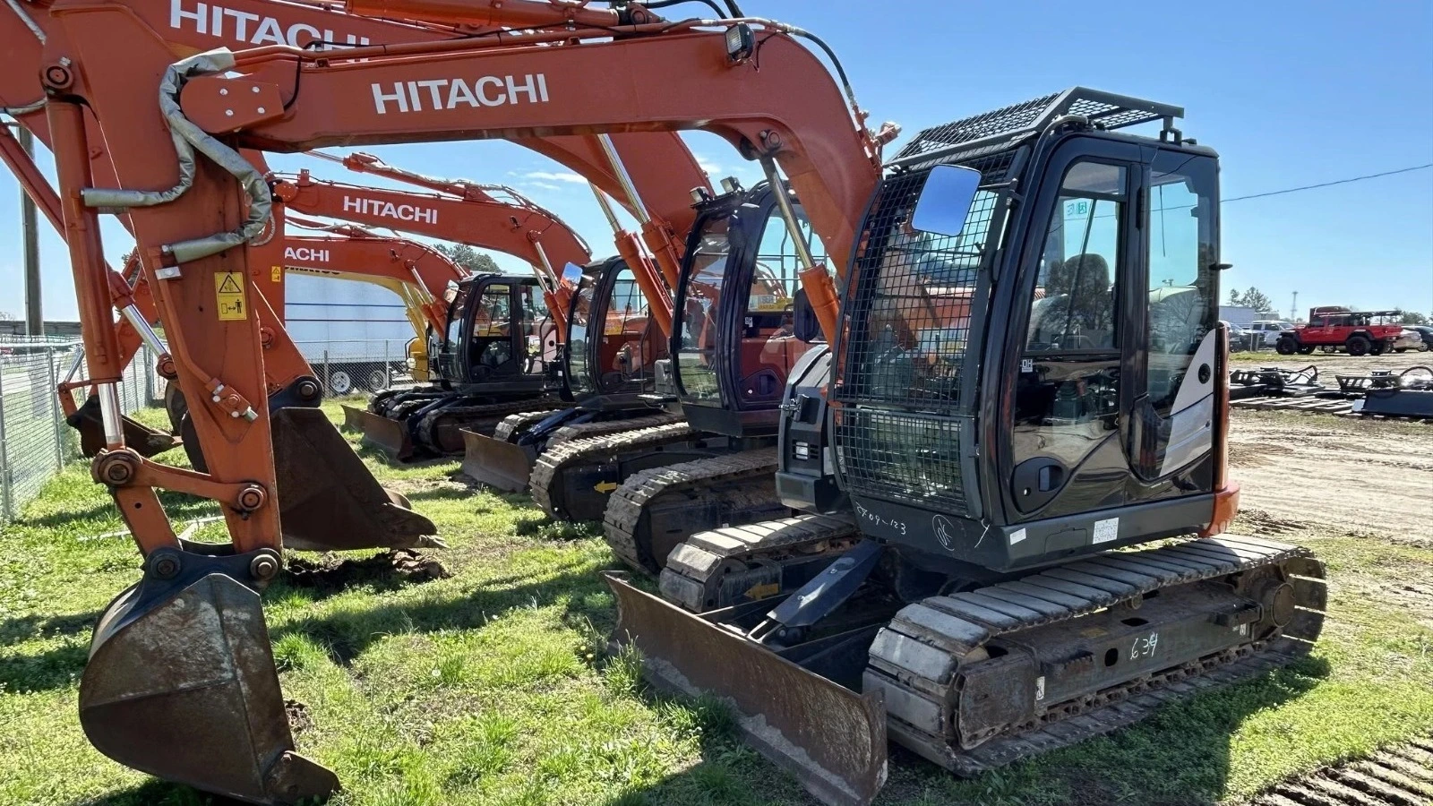 USED 2019 Hitachi ZX75US-5B