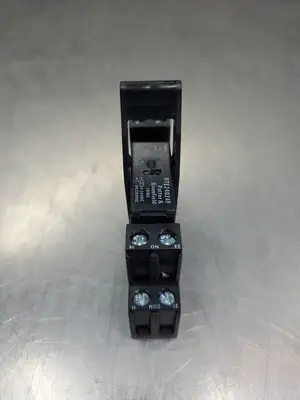 USED Schrack/Potter & Brumfield RT78725 Base w/Potter & Brumfield RTE24024F Relay