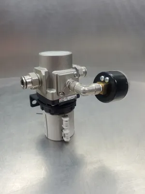 SMC AR30-03B PNEUMATIC REGULATOR (Set Press. 0.05~0.85 MPa) 6D-13