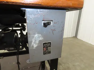 Singer 108W7 Industrial Sewing Walkling Foot Machine W/Vertical Shear 220VAC 3Ph
