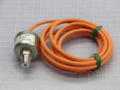 New | in-Stock HONEYWELL 9306476 11100280854 Misc Electrical & Power Parts Texas US | Aucto #1306995