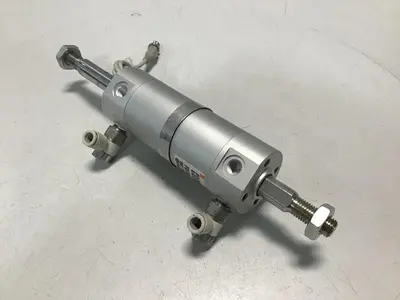 USED SMC CDG1KWBN32-30
