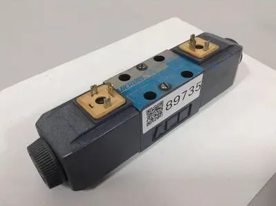 USED VICKERS DG4V-3-6C-M-U-HL7-60