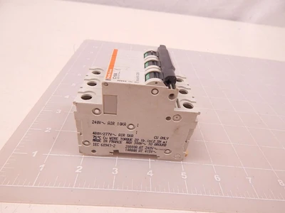 Used MERLIN GERIN _UNKNOWN_ Circuit Breakers Texas US | OCO Industrial #1675760