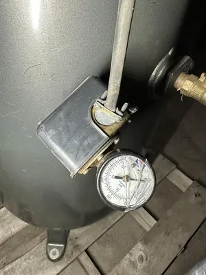 Used BELAIRE 318VL Tank Mounted Air Compressors Illinois US | Pleasant Street Machinery #1329607