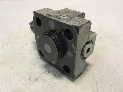 USED VICKERS CVCS25C1S2W24510S24AP10P10