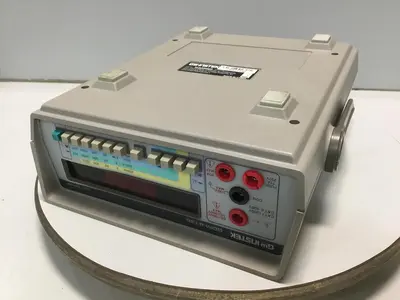 USED GW INSTEK GDM-8135