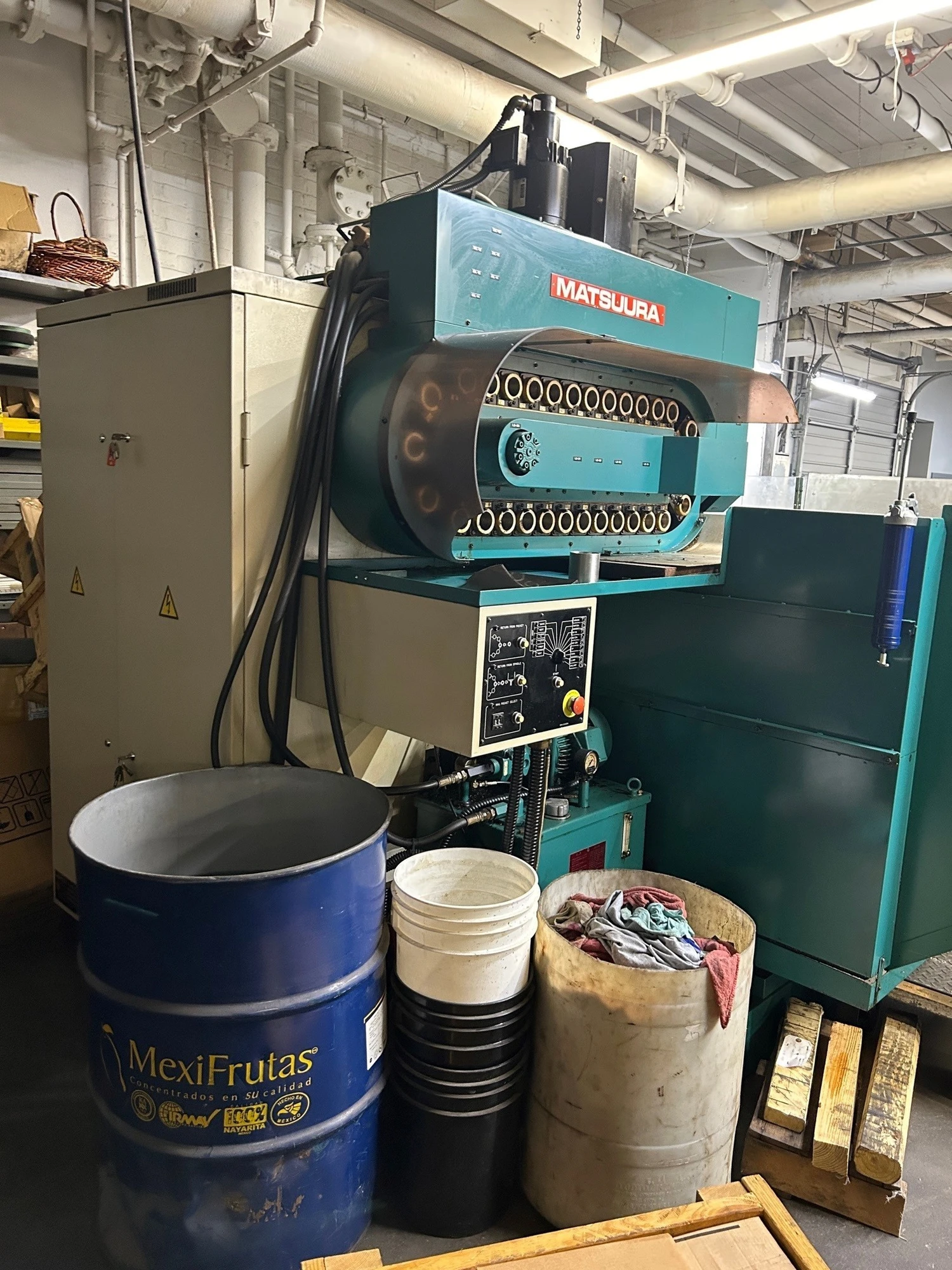 USED 1986 MATSUURA MC-800VF