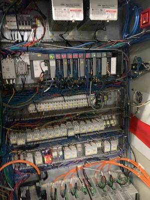 1999 REIFENHAUSER UFA 111 1700 02 Winders, Surface - Two Position | Mark One Machinery (15)