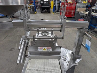 Vemag Portable Pneumatic Sheeting Head with KLEENLine Conveyor