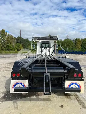 Used 2019 MACK GR-64F TRI-AXLE ROLL-OFF Rolloff Trucks Pennsylvania US | US Recycling Equipment #1515670
