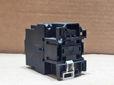 Used TELEMECANIQUE LC1D3210 Switchgears British Columbia CA | Lenmark #1438427