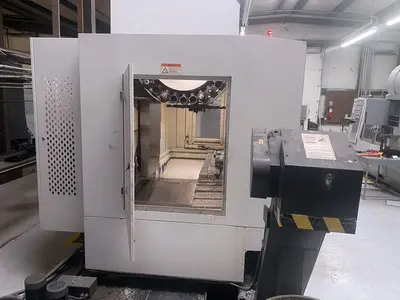 Used 2015 AKIRA SEIKI HV5.5A Vertical Machining Centers Illinois US | Machinery Marketing International #378881