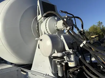 Used 2015 PETERBILT 365 Concrete Mixer Trucks California US | Ben Kaplan Equipment #1393698