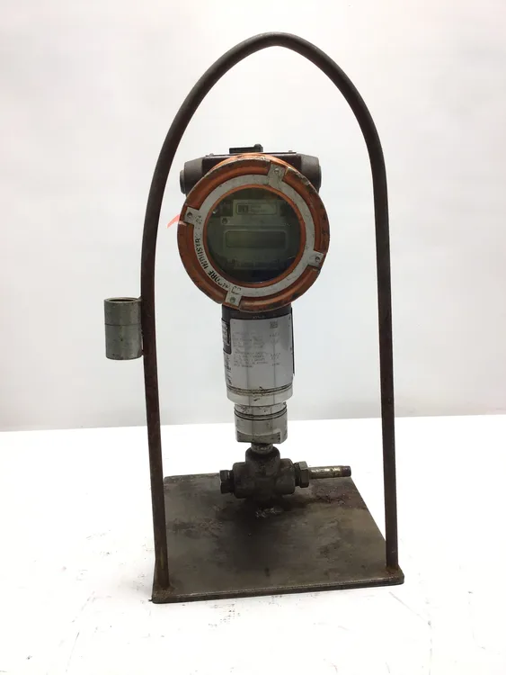 Used SCHLUMBERGER INDUSTRIES _UNKNOWN_ Pressure Transmitters Pennsylvania US | Moses B Glick #1007276