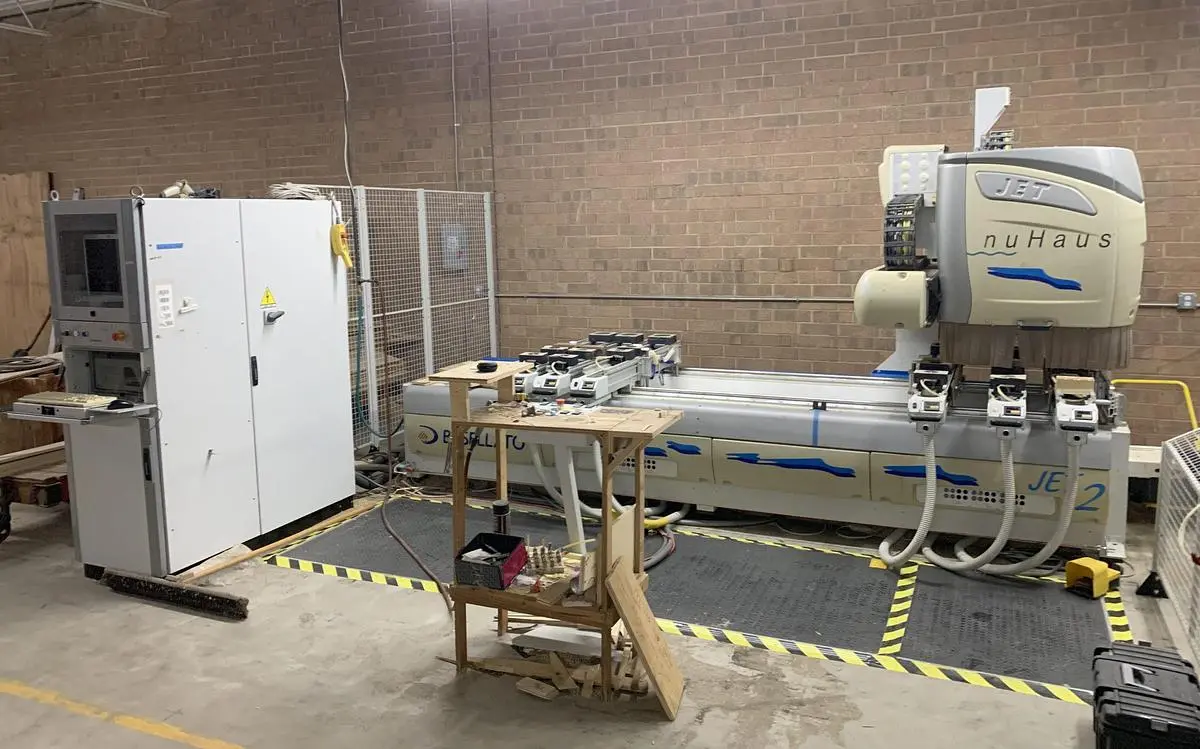 BUSELLATO JET 2 CNC MACHINE CENTER