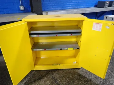 Used JUSTRITE 893000 Cabinets Ohio US | HGR 24 #1147837