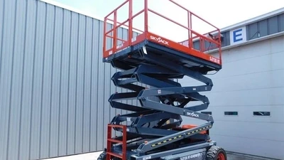 USED 2016 SkyJack SJ7135 RT