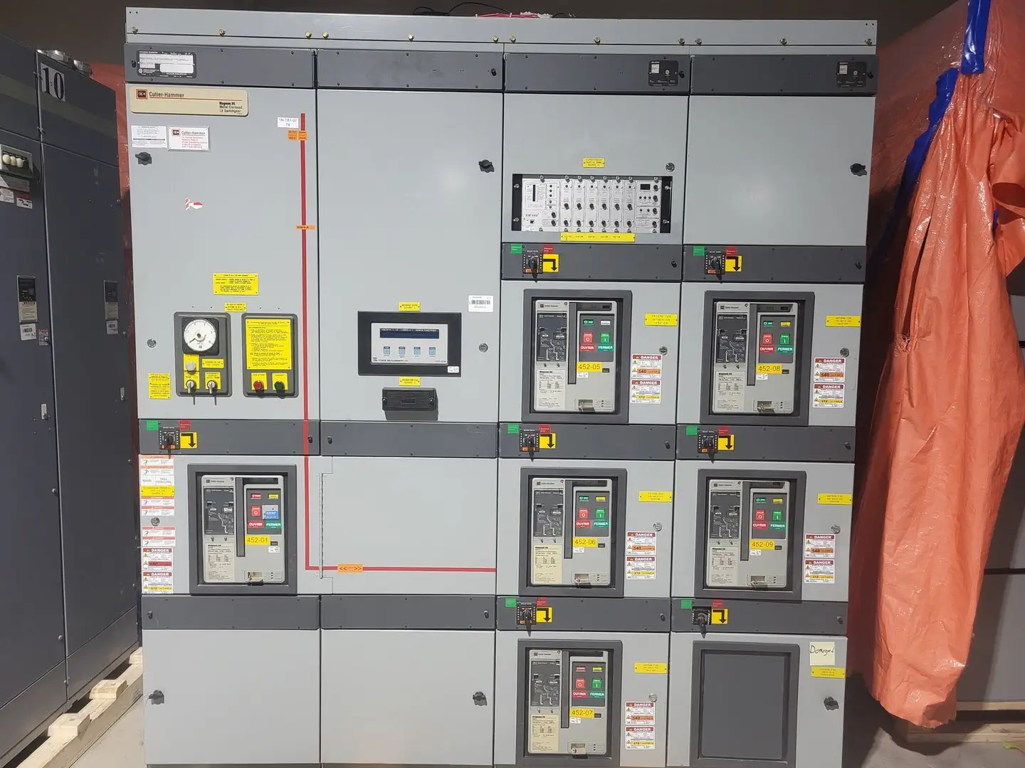 Low Voltage PDC / Switchgear Section, (1) 4000A, (5) 1200A Magnum DS Breakers, 600V 3PH