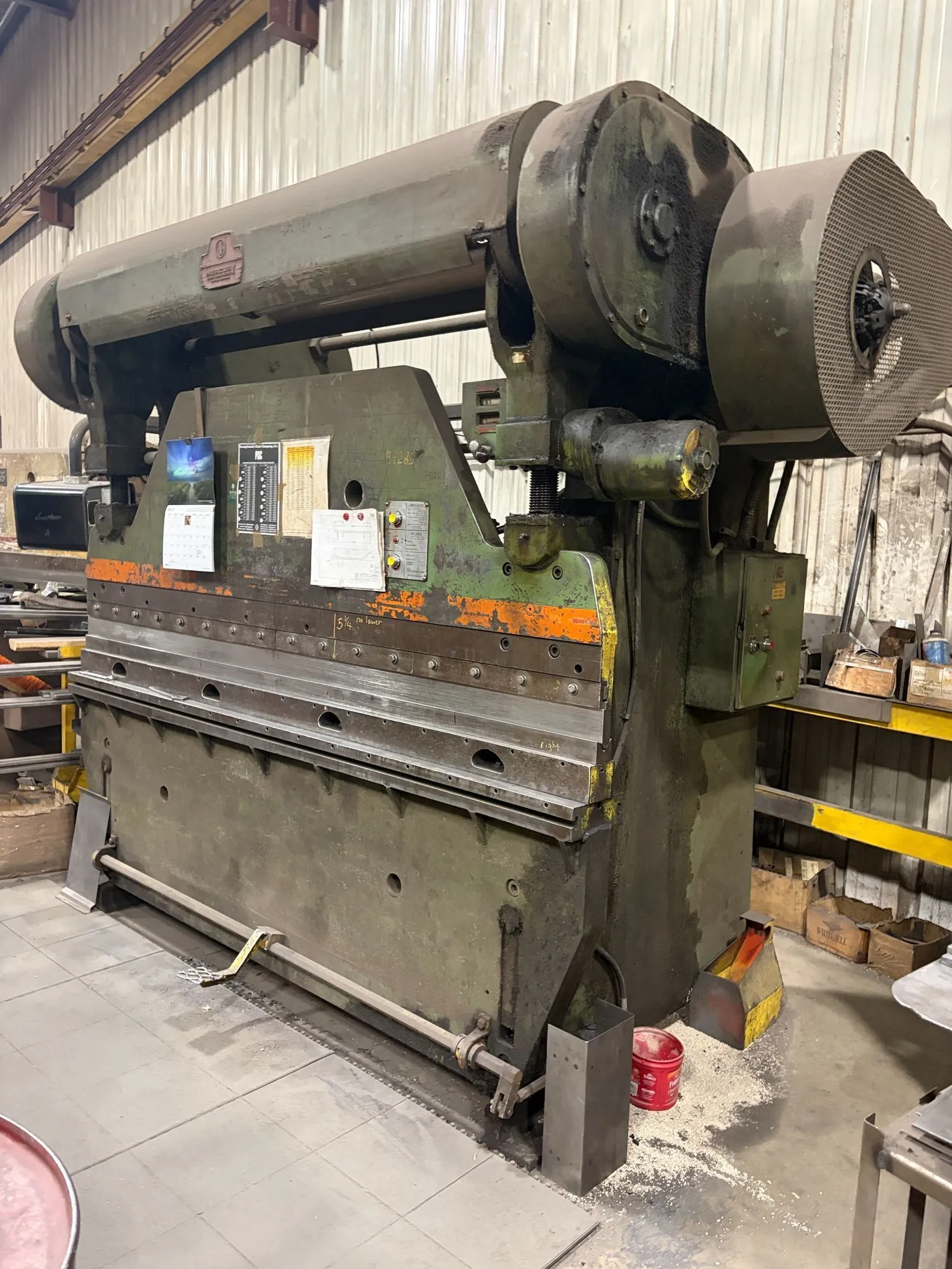 USED MERCURY 6506