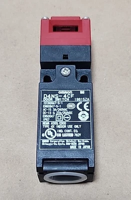 NEW Omron D4NS-4CF-NPT