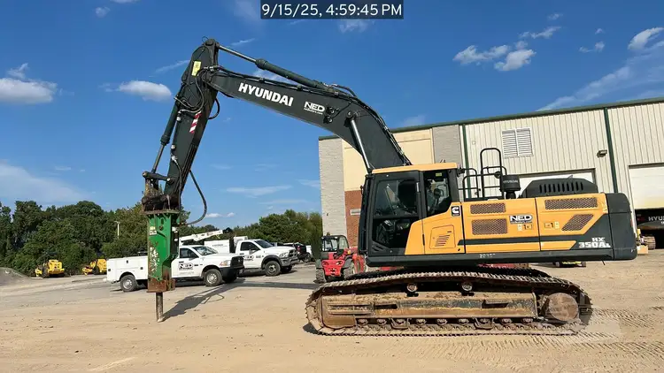 Used 2022 HYUNDAI HX350AL Crawler Excavators Georgia US | National Equipment Dealers #1422472