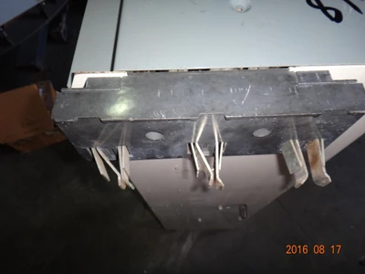 Allen Bradley Size 4 MCC Bucket Centerline 2100 No door Catalog#