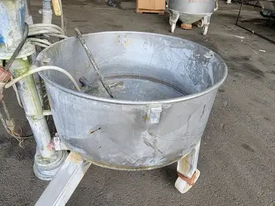 Pump Bin w/ 1 hp Motor