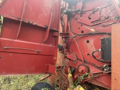 Used 1997 NEW HOLLAND 644 Square Balers Maine US | Beauregard Equipment #1561807