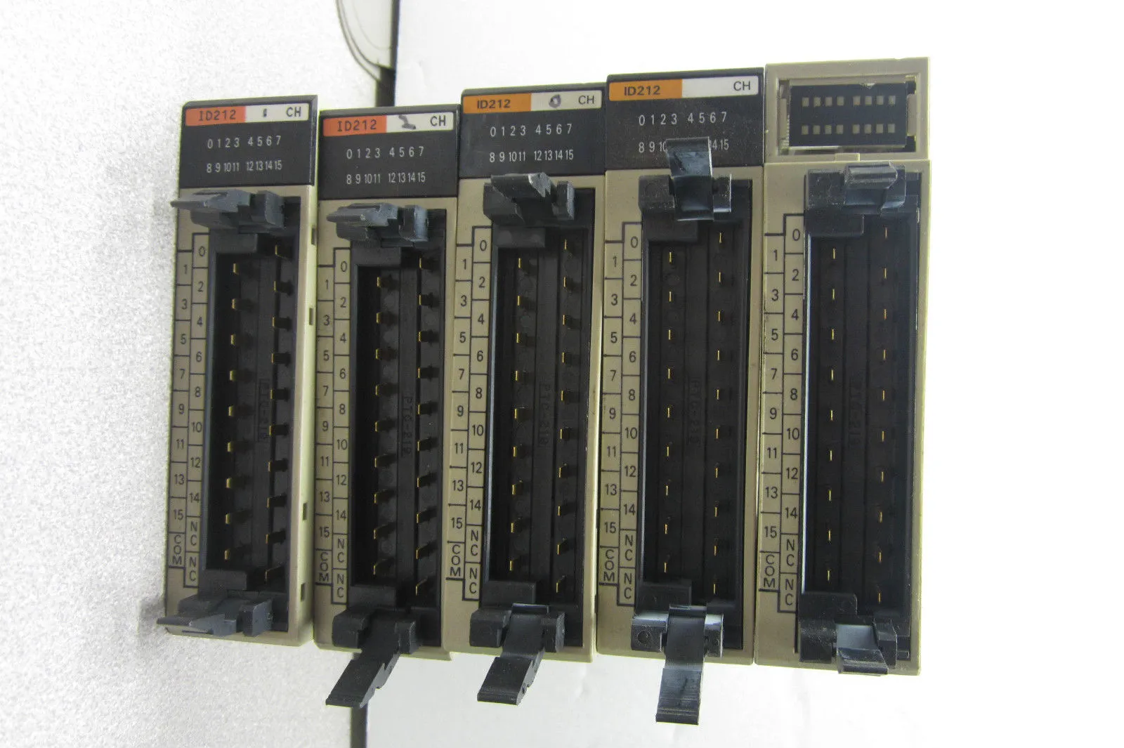 5 OMRON C200H-ID212 INPUT MODULE C200HID212