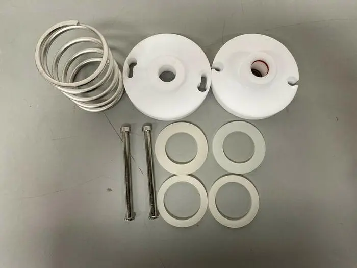 Used CUNO LENTICULAR CHROMATOGRAPHY COLUMN SET W/ SPRING, GASKETS, ETC Chromatography California US | Equipment Lab #485252