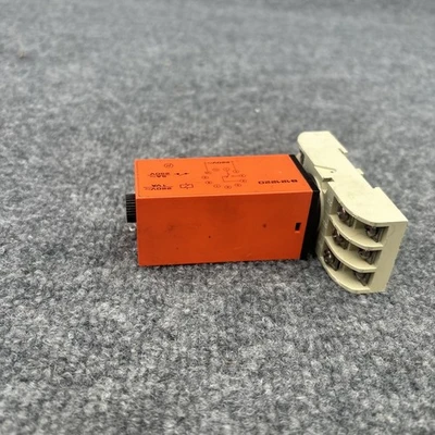 Used Carlo Gavazzi B121220 Relays & Switches California US | Davliegogo LLC #1707880