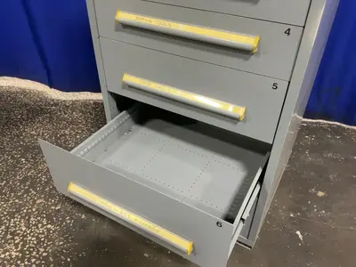 Used EQUIPTO _UNKNOWN_ Cabinets Ohio US | HGR 24 #1048140