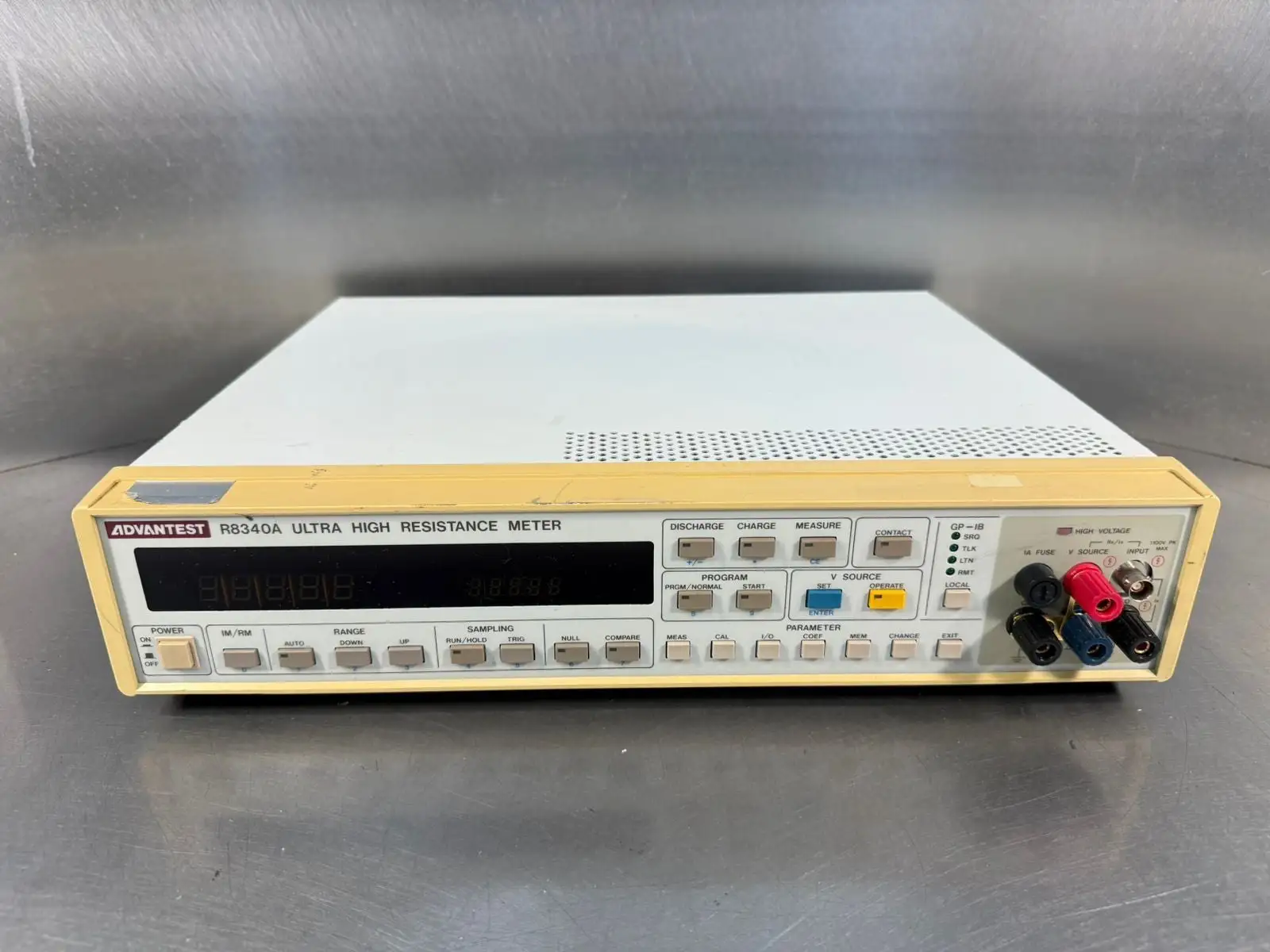 Advantest R8340A Ultra High Resistance Meter (12.4.5)