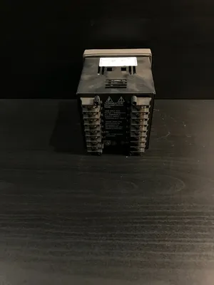 USED HONEYWELL DC230B-T0-00