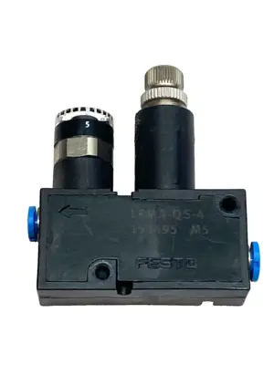 USED FESTO MINI PRESSURE REGULATOR 1-8 BAR GAUGE 153495 LOT OF 2