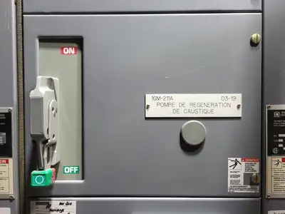 USED SQUARE D MODEL 6