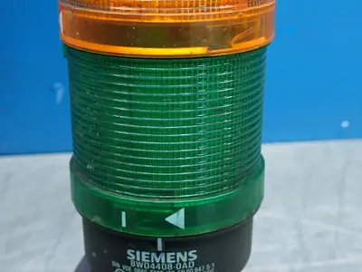 Used SIEMENS 8WD44080AD Light Source Equipment Ohio US | HGR 24 #981319
