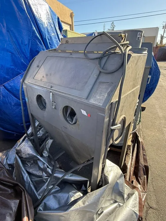 Used TRINCO Unknown Cabinets California US | Heavy Wall Consulting #1403964