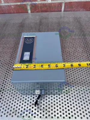 USED ALLEN BRADLEY 500-B0D940 SERIES B CONTRACTOR W/ ENCLOSURE 7" X 10"X 6"