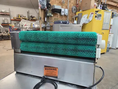 USED A.Z.S. BRUSHER EQUIP. LLC. SWEET CORN DESILKER SCD4 (4-BRUSH)